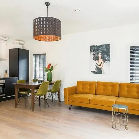 Hertogstraat C Modern 2p * 에인트호번
